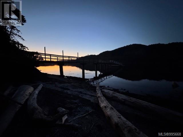 6903 Shark Place, Pender Island