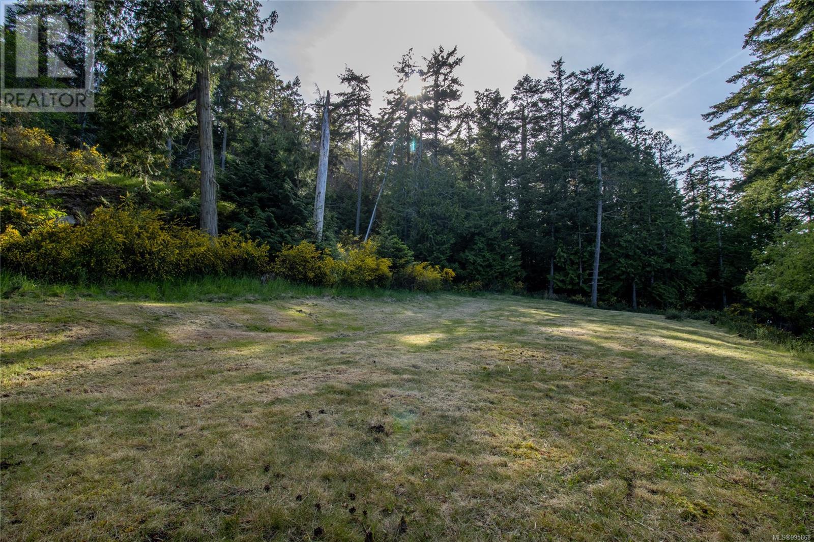  6903 Shark Place, Pender Island
