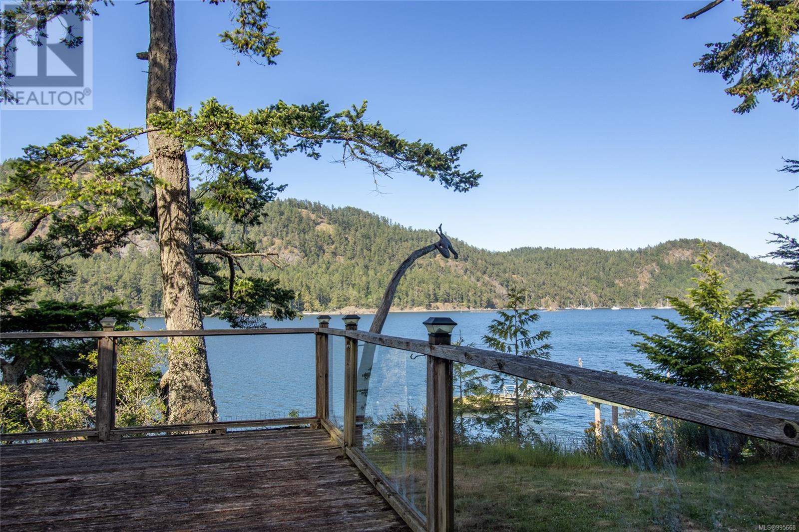 6903 Shark Place, Pender Island
