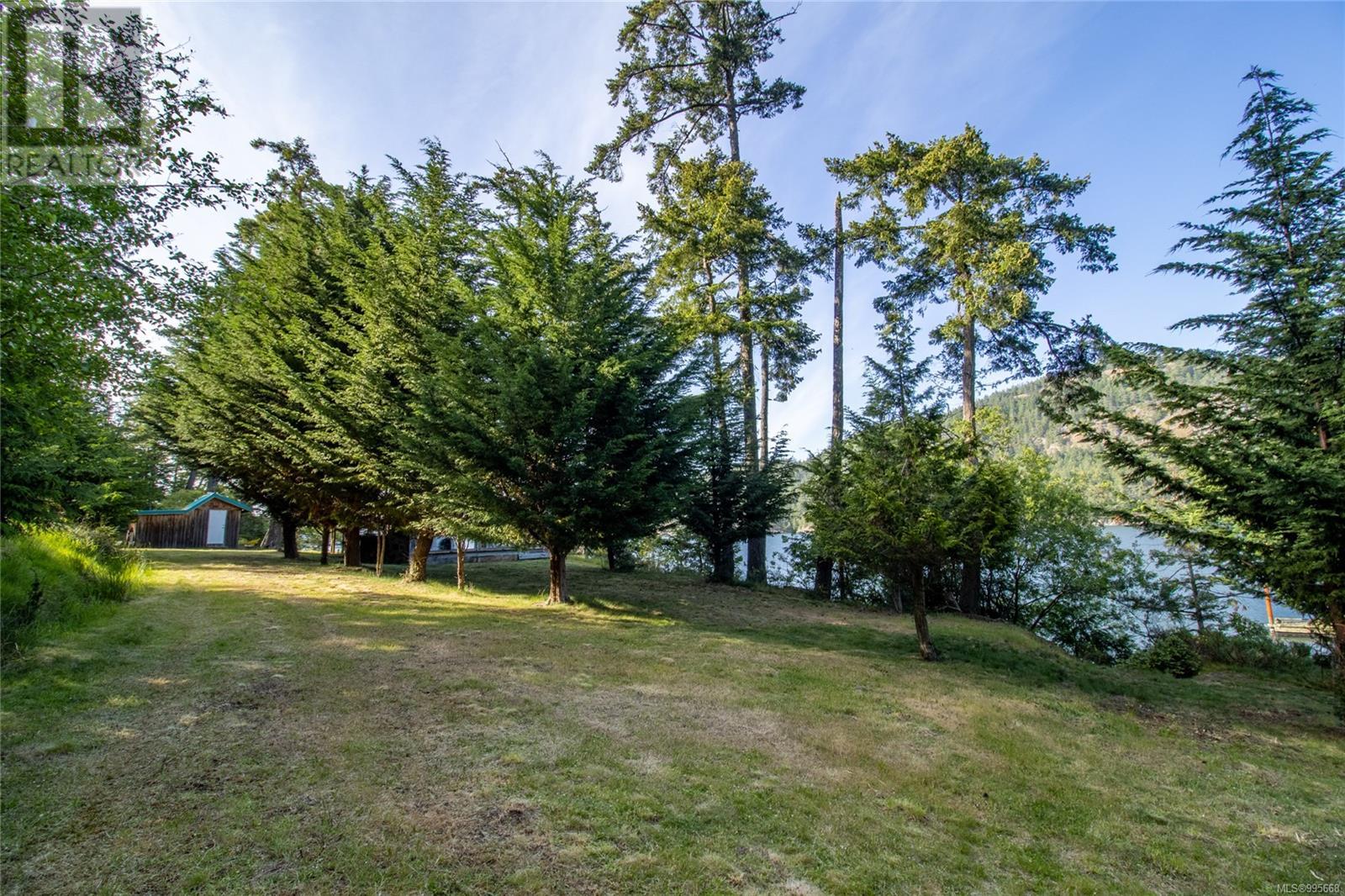  6903 Shark Place, Pender Island