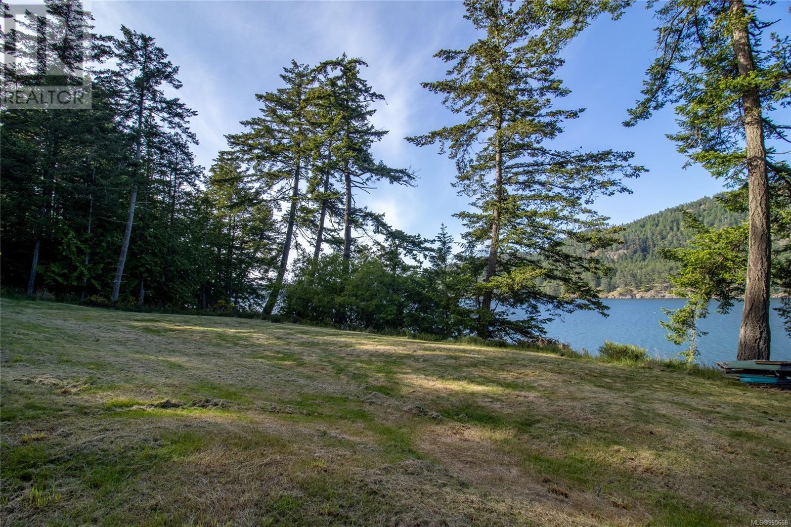 6903 Shark Place, Pender Island
