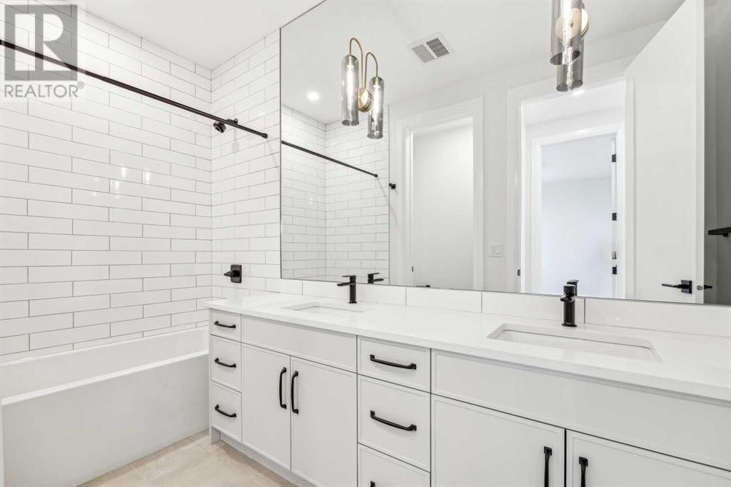 Single Family House for Sale in  Discovery Place SW Discovery Ridge Calgary 