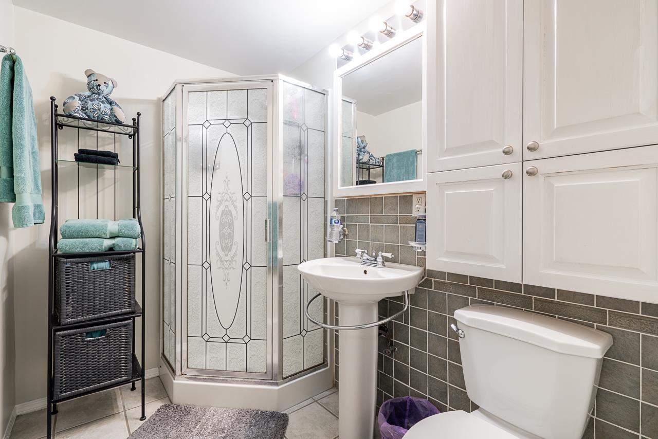 901 31955 OLD YALE ROAD, Abbotsford real estate listing R3013577