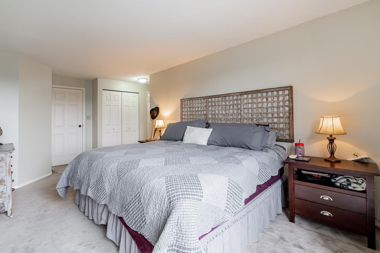 901 31955 OLD YALE ROAD, Abbotsford real estate listing R3013577