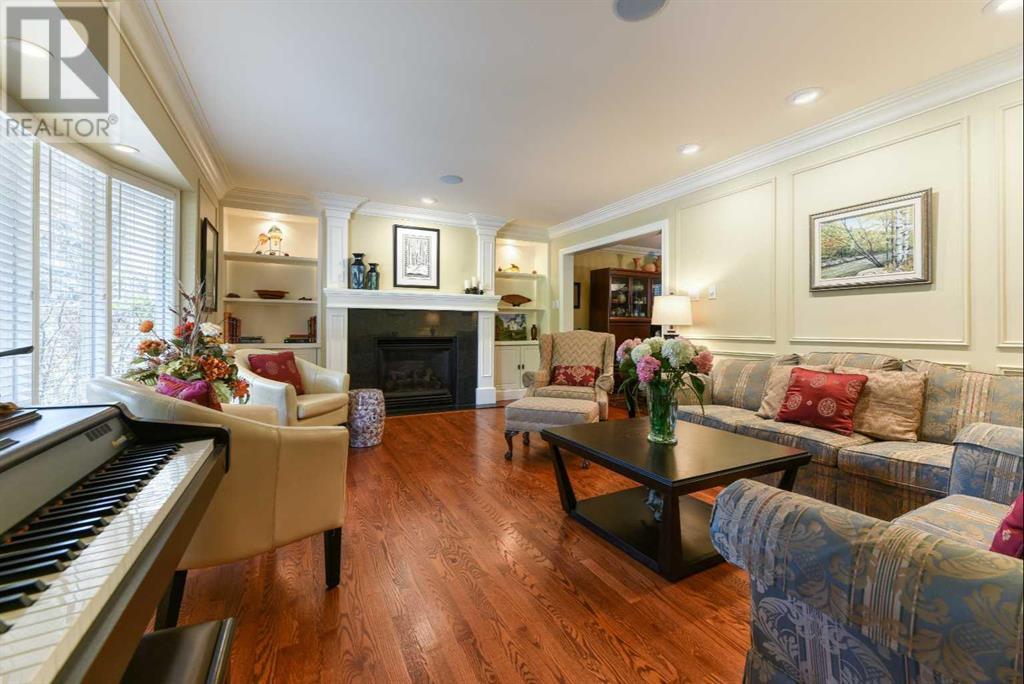 Single Family House for Sale in  Livingstone Drive SW Lakeview Calgary 