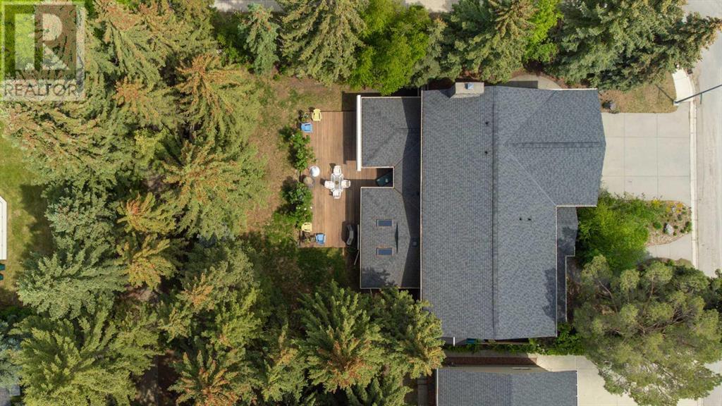 Single Family House for Sale in  Livingstone Drive SW Lakeview Calgary 