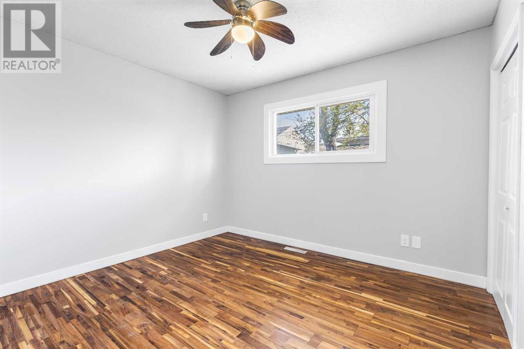 Single Family House Bungalow for Sale in  Van Horne Crescent NE Vista Heights Calgary 