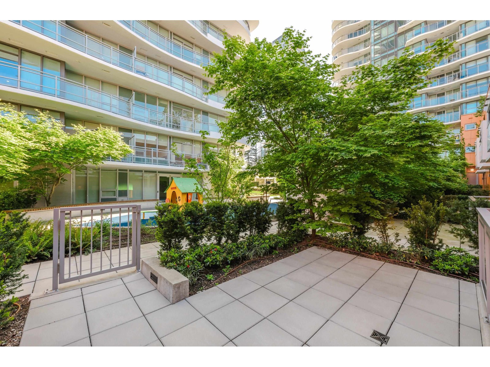 TH13 10388 133 STREET, Surrey real estate listing R3013554