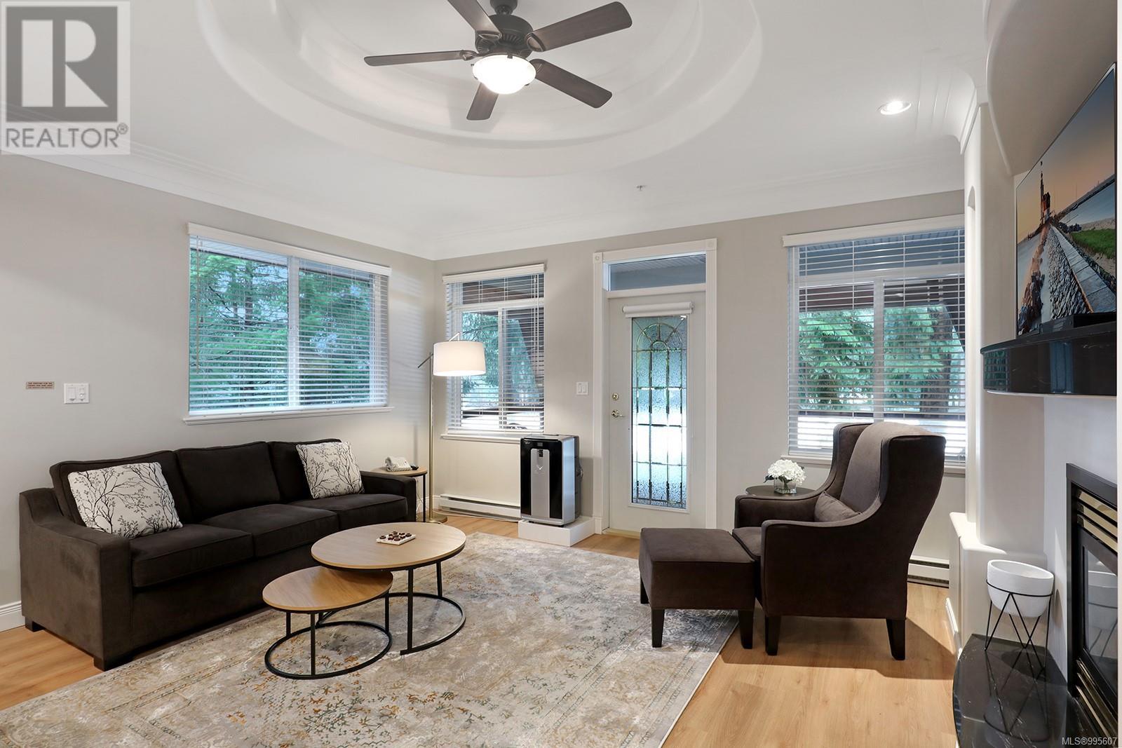 907/908A 366 Clubhouse Dr, Courtenay real estate listing 995607