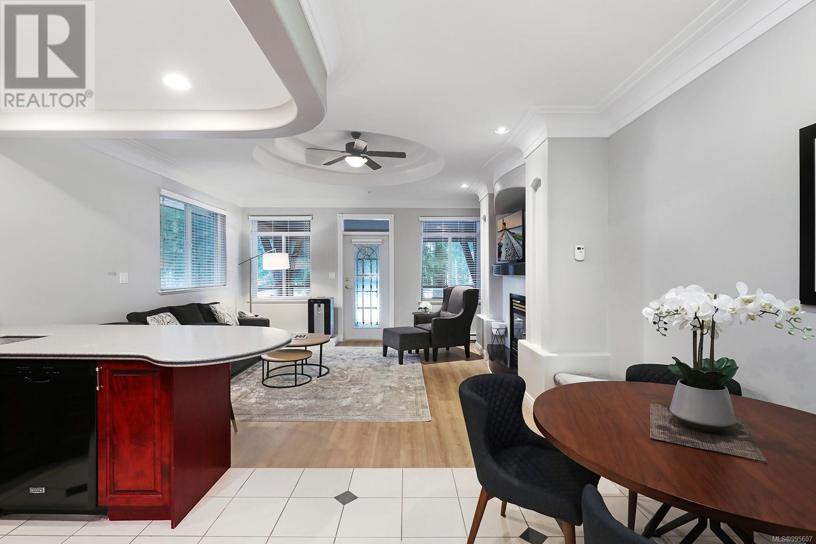 907/908A 366 Clubhouse Dr, Courtenay real estate listing 995607