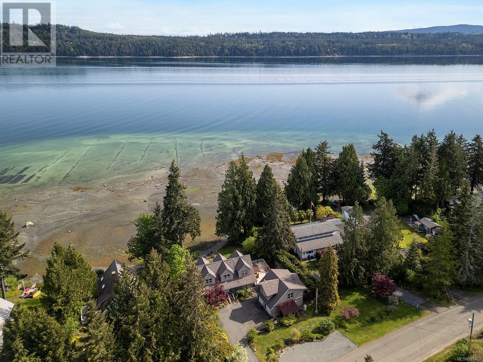 Photo 18 of 7820 Ships Point Rd, Fanny Bay BC