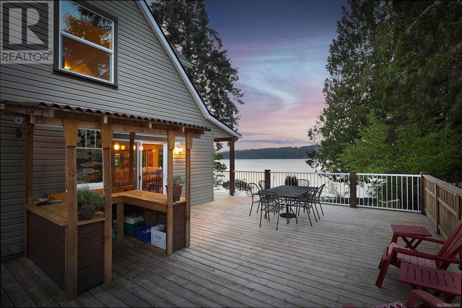 Photo 87 of 7820 Ships Point Rd, Fanny Bay BC