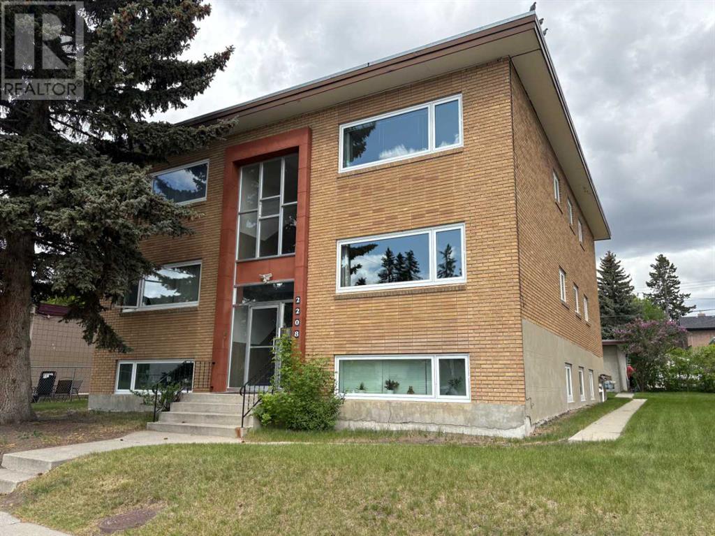 1-6, 2208 20 Avenue NW, Calgary, Alberta