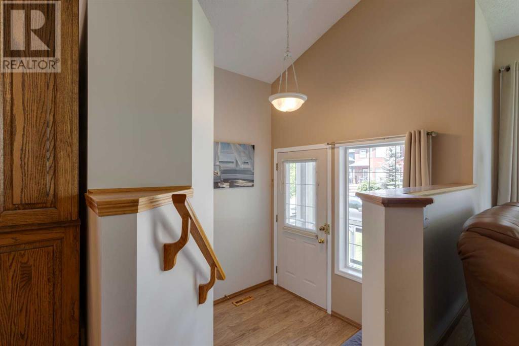 Single Family House 4 Level for Sale in  Citadel Mesa Close NW Citadel Calgary 