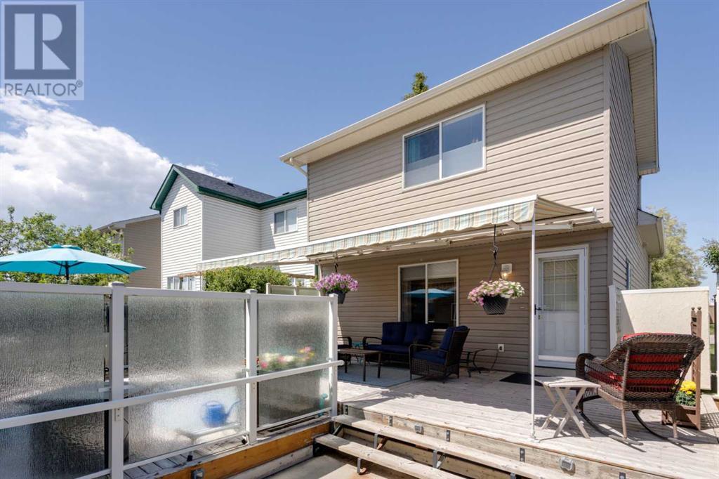 Single Family House 4 Level for Sale in  Citadel Mesa Close NW Citadel Calgary 
