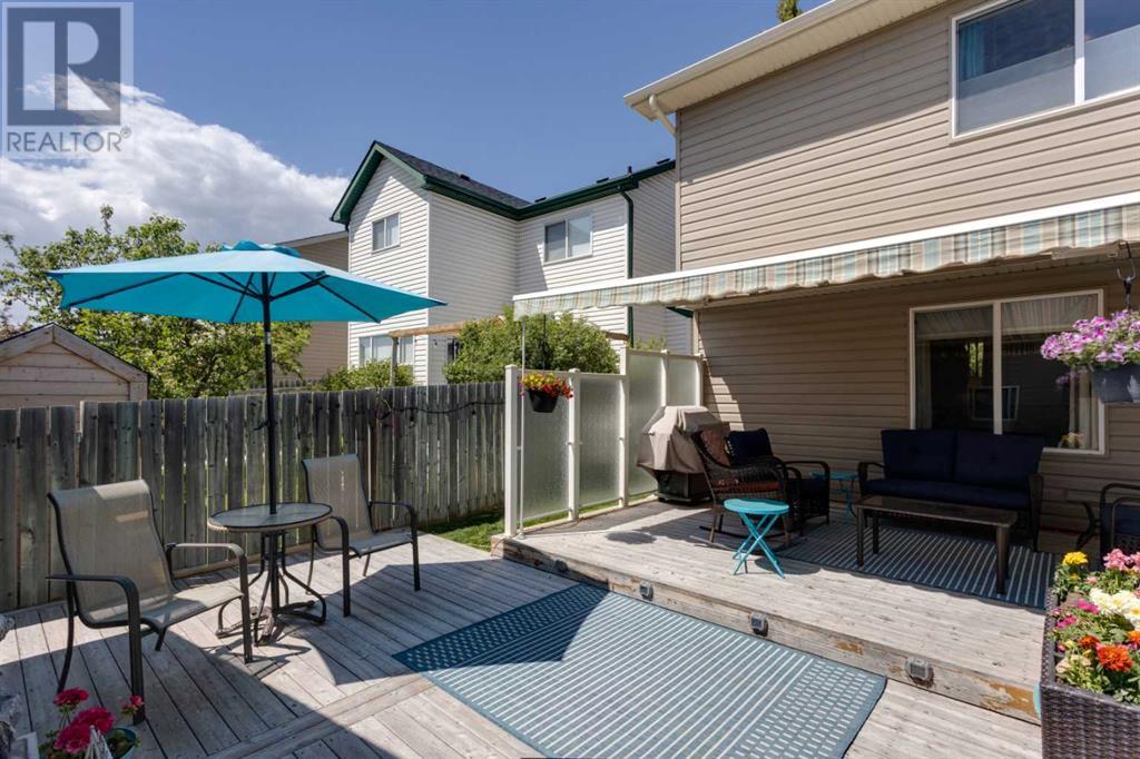 Single Family House 4 Level for Sale in  Citadel Mesa Close NW Citadel Calgary 