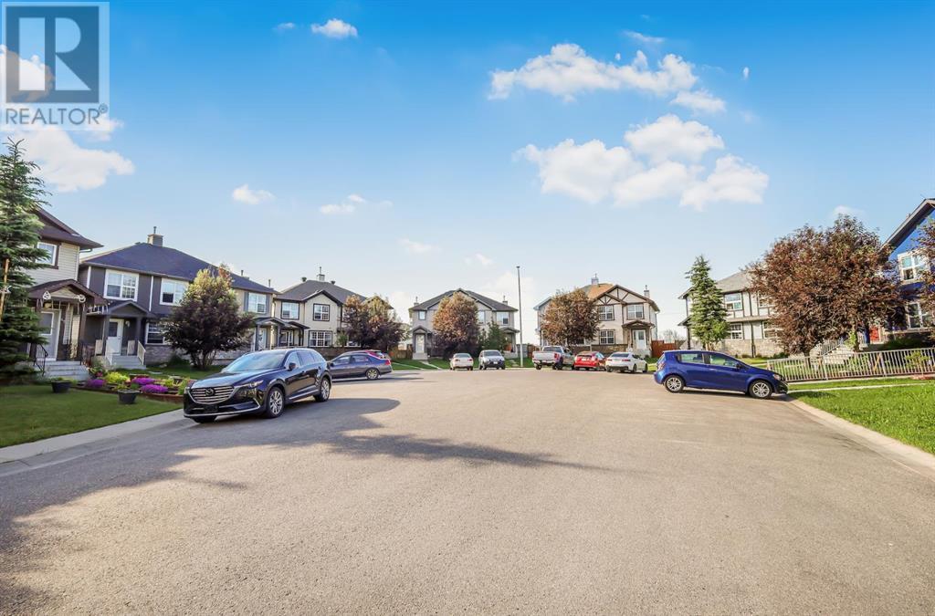 Single Family House for Sale in  Saddlebrook Place NE Saddle Ridge Calgary 