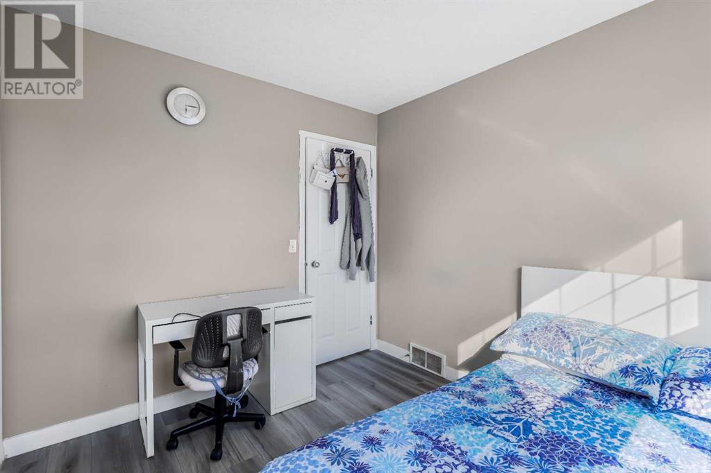 Single Family House for Sale in  Saddlebrook Place NE Saddle Ridge Calgary 