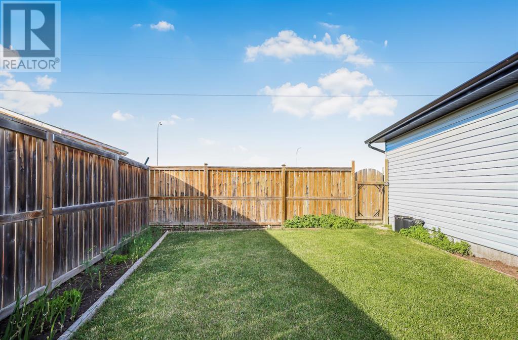 Single Family House for Sale in  Saddlebrook Place NE Saddle Ridge Calgary 