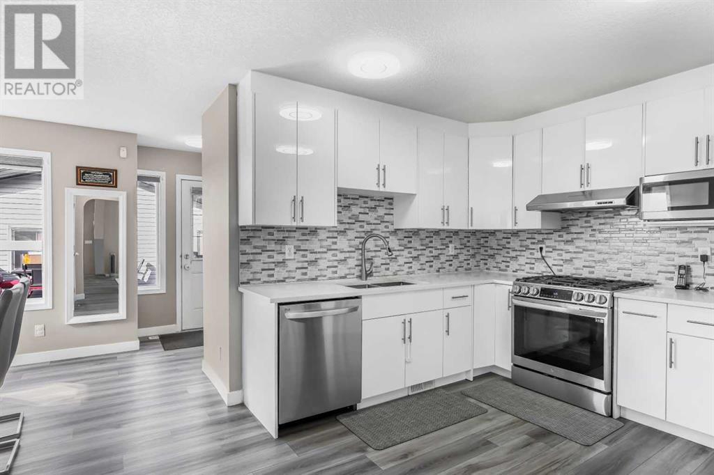 Single Family House for Sale in  Saddlebrook Place NE Saddle Ridge Calgary 