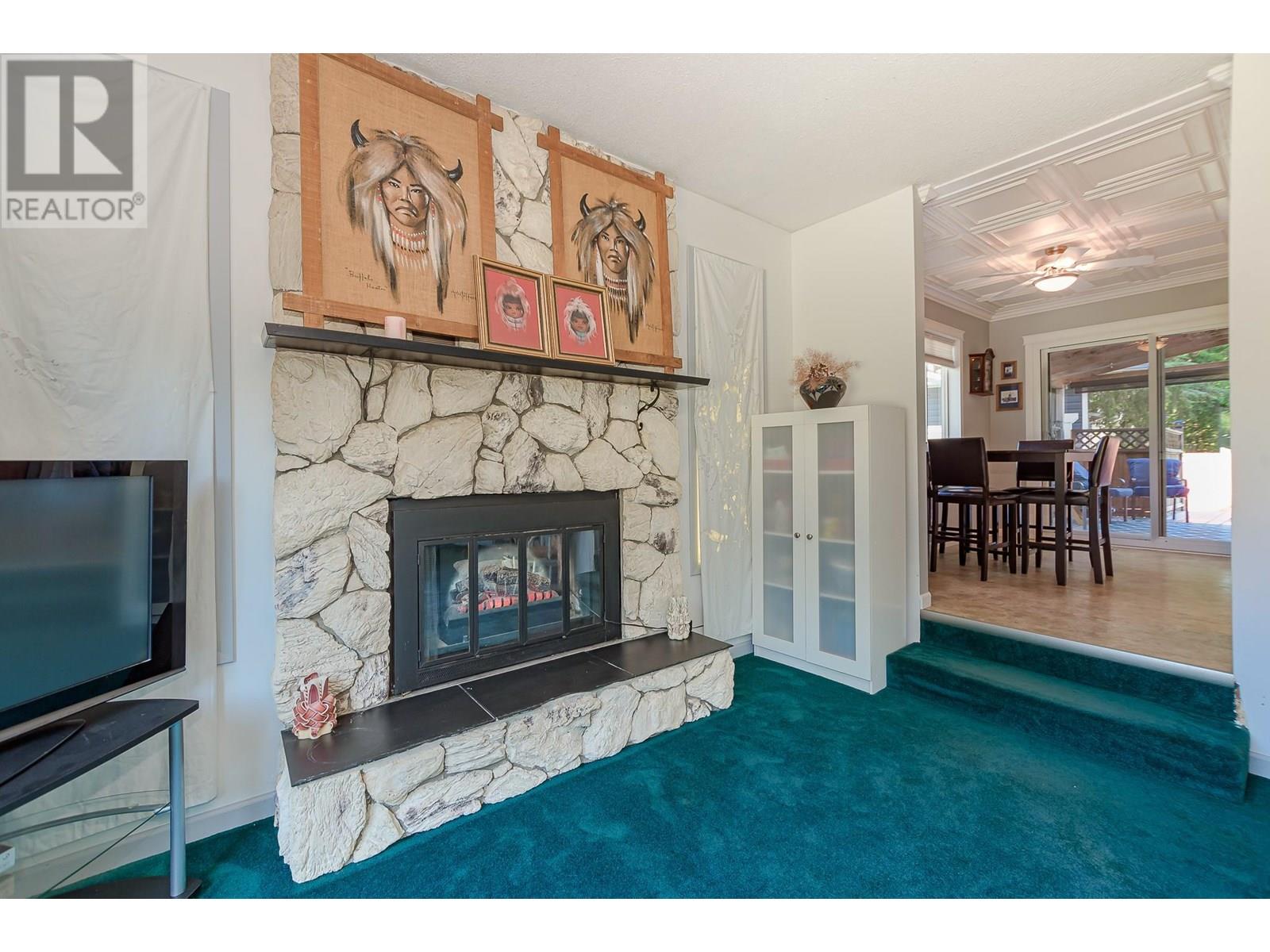 602 Maple Street, Sicamous