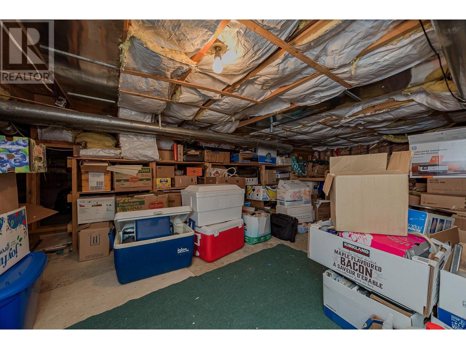 602 Maple Street, Sicamous