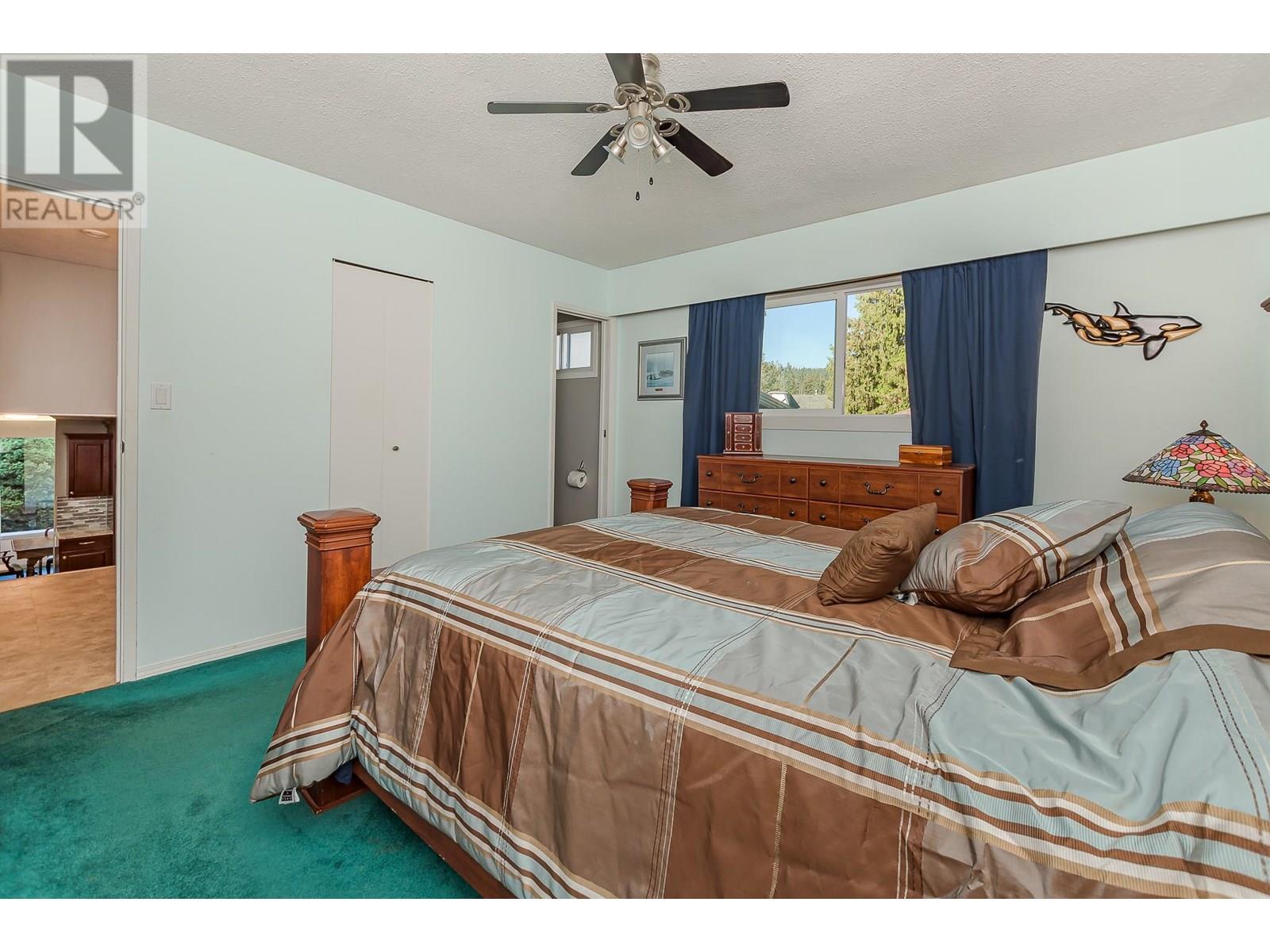 602 Maple Street, Sicamous