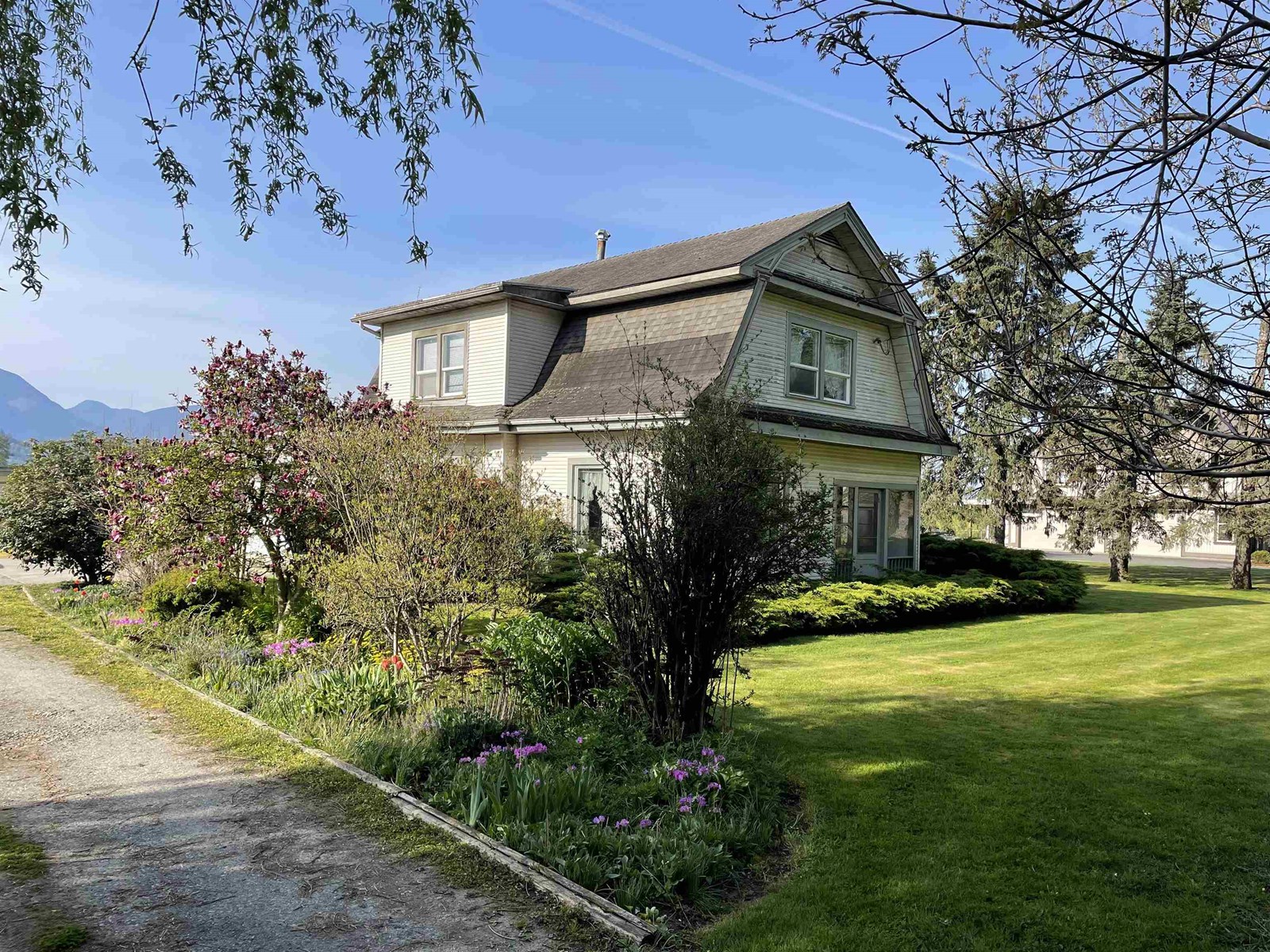 49090 YALE ROAD, East Chilliwack, Chilliwack real estate listing for sale