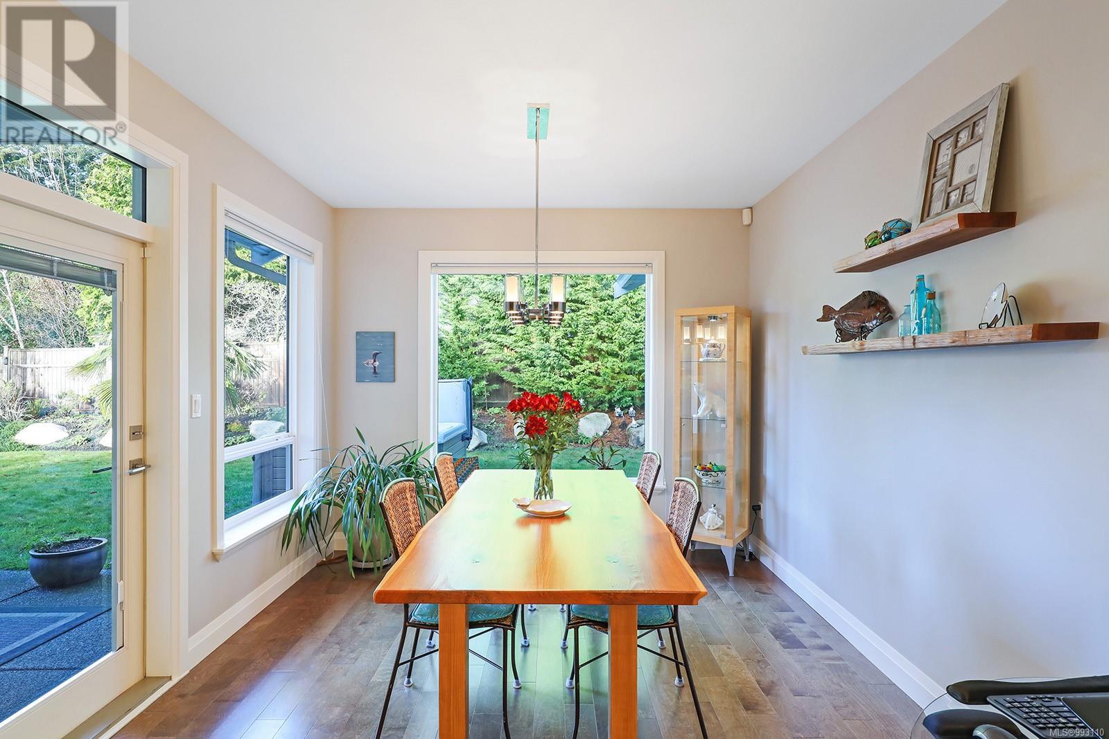 2002 Evans Pl, Courtenay real estate listing 993110