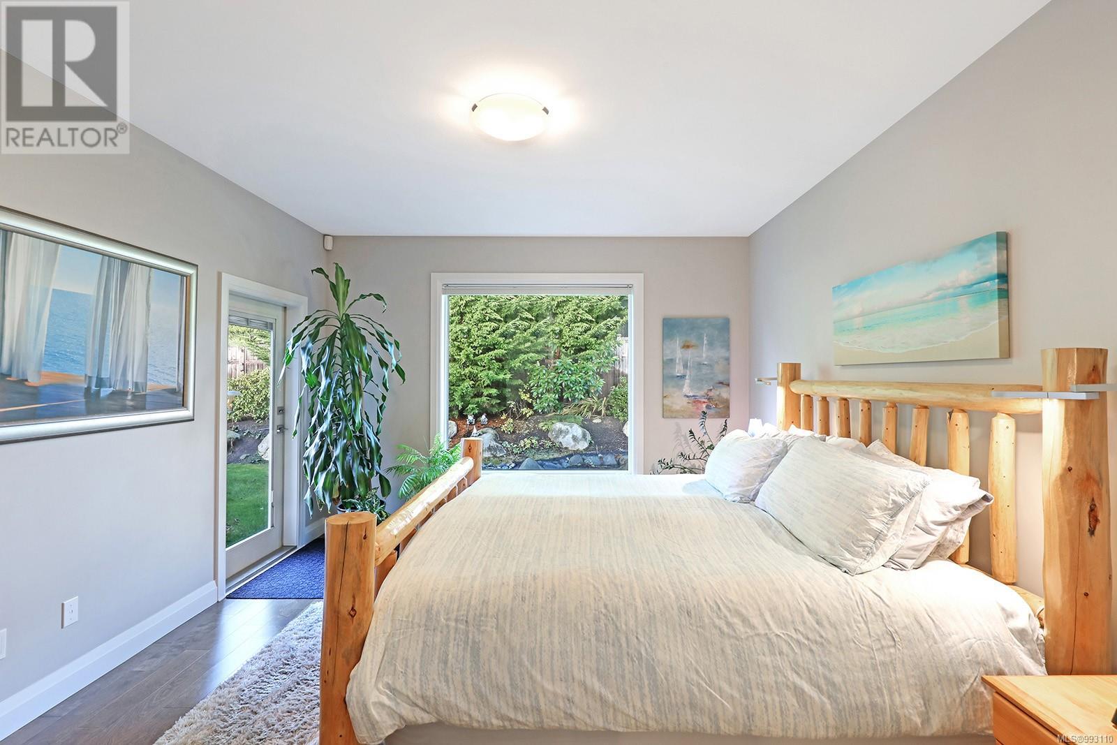 2002 Evans Pl, Courtenay real estate listing 993110