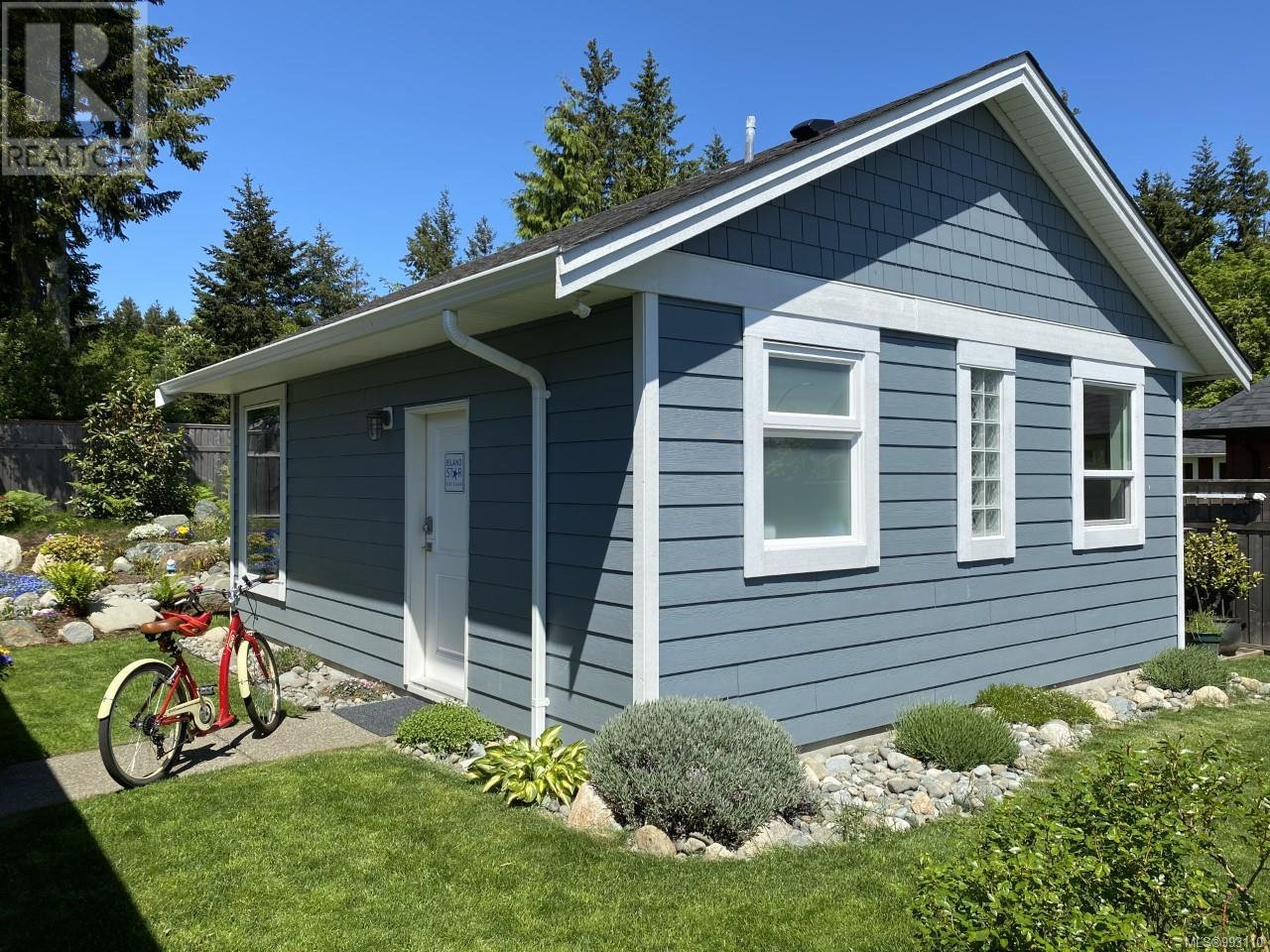 2002 Evans Pl, Courtenay real estate listing 993110