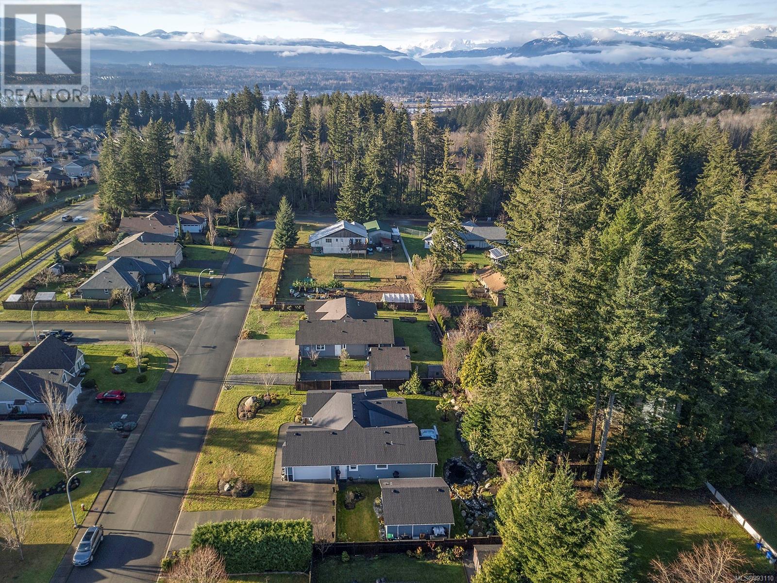 2002 Evans Pl, Courtenay real estate listing 993110
