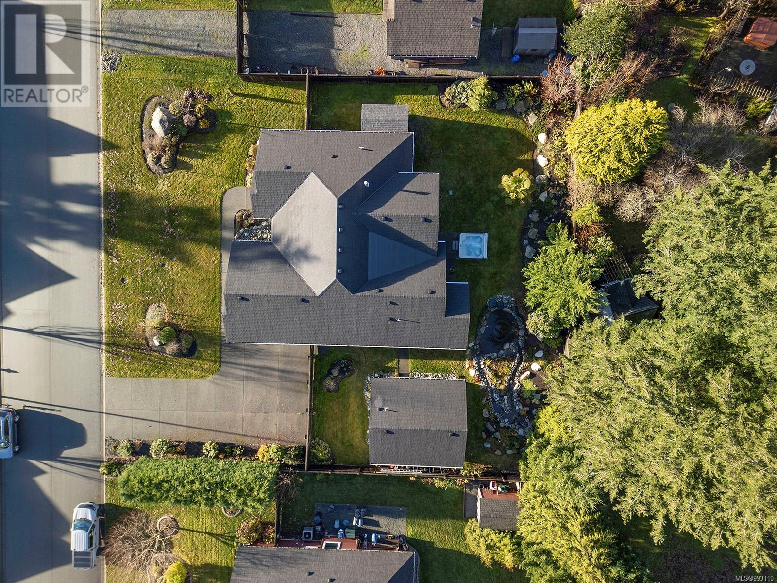 2002 Evans Pl, Courtenay real estate listing 993110