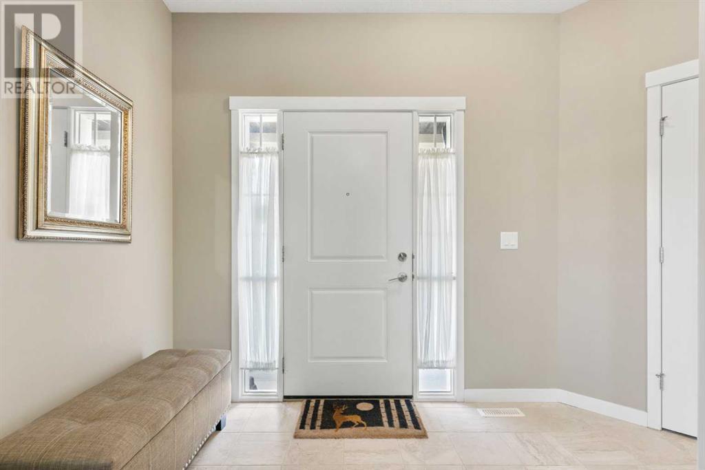 Single Family House for Sale in  Sage Bluff Close NW Sage Hill Calgary 