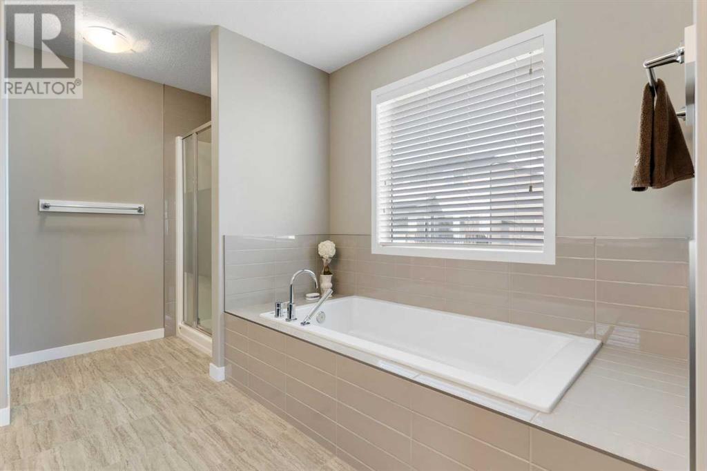 Single Family House for Sale in  Sage Bluff Close NW Sage Hill Calgary 