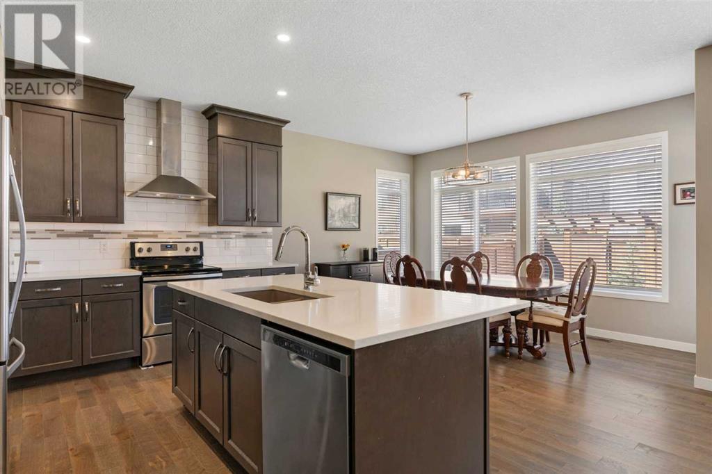 Single Family House for Sale in  Sage Bluff Close NW Sage Hill Calgary 