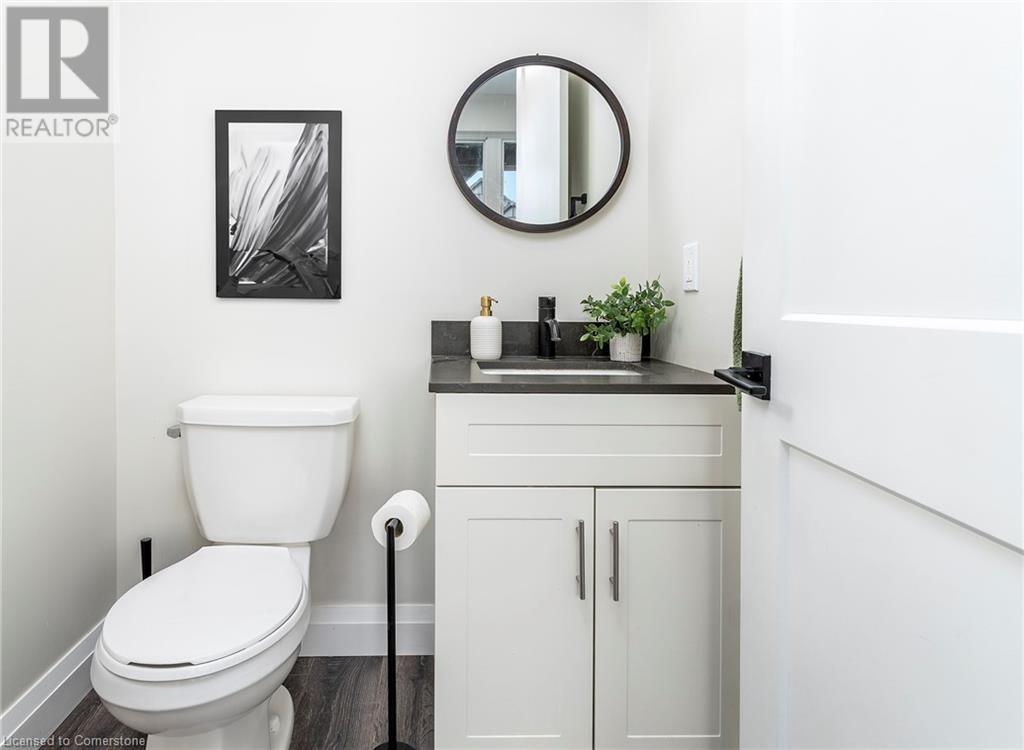 Photo 12 of 92 Ivy Crescent, Thorold ON