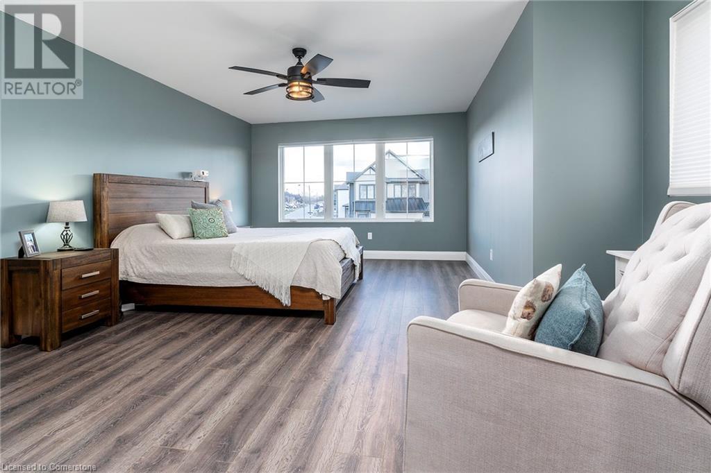 Photo 14 of 92 Ivy Crescent, Thorold ON