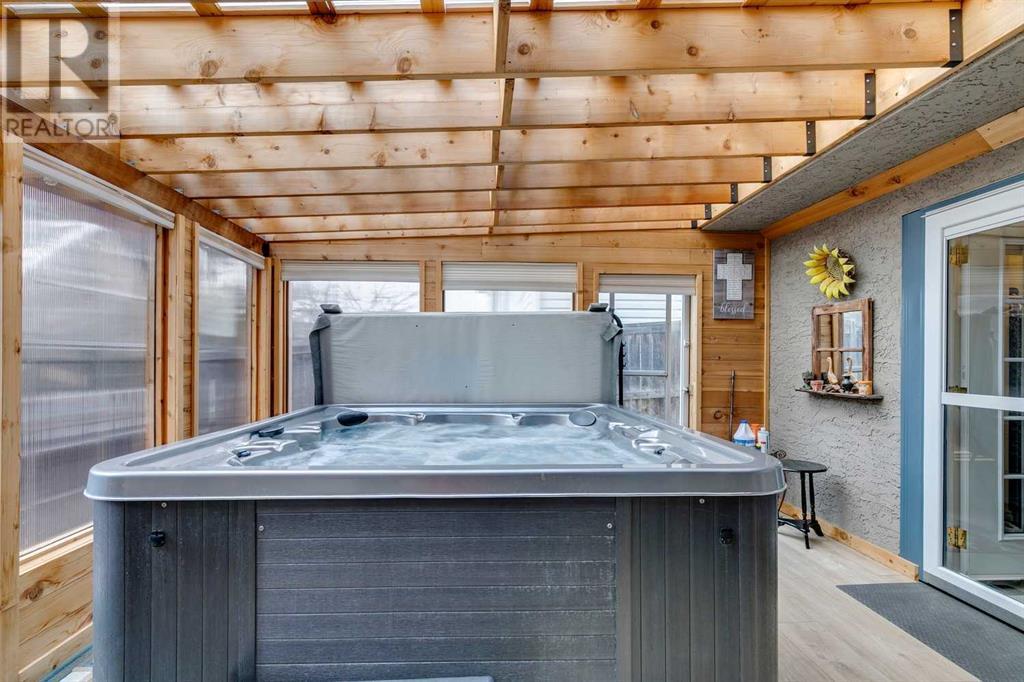 Single Family House Bi-level for Sale in  Citadel Hills Circle NW Citadel Calgary 