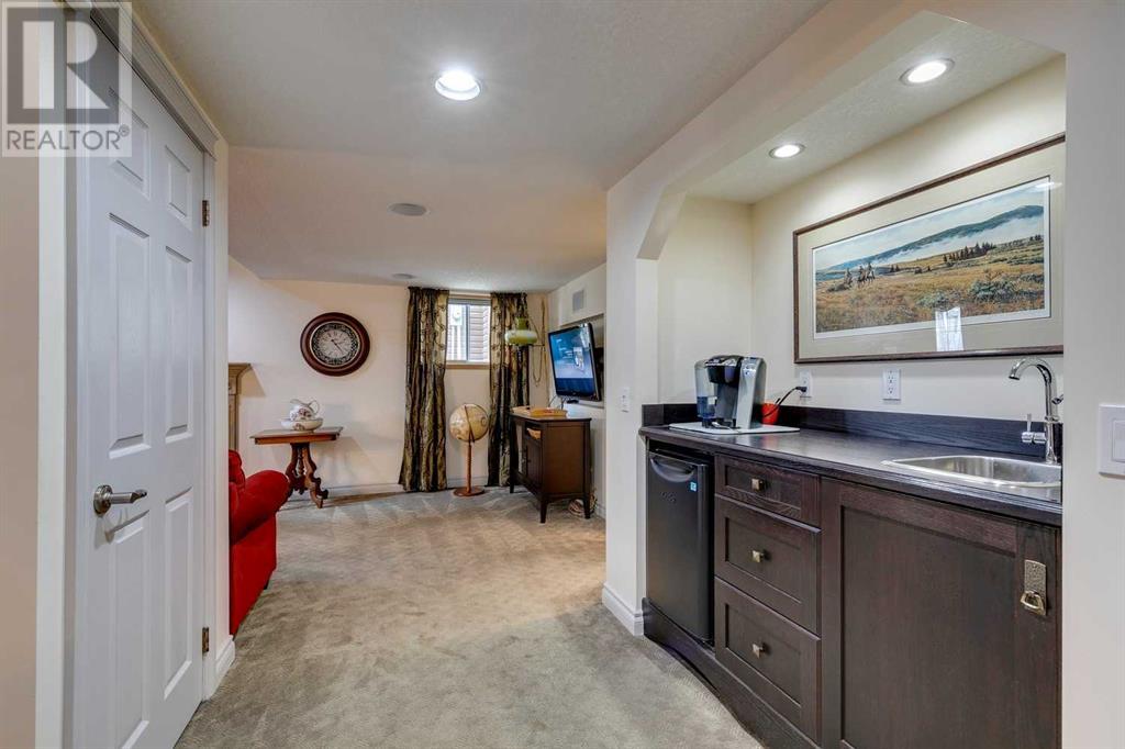 Single Family House Bi-level for Sale in  Citadel Hills Circle NW Citadel Calgary 