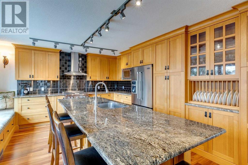 Single Family House Bi-level for Sale in  Citadel Hills Circle NW Citadel Calgary 