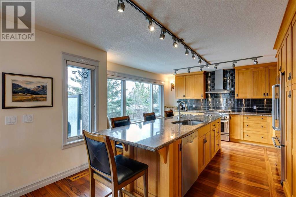 Single Family House Bi-level for Sale in  Citadel Hills Circle NW Citadel Calgary 