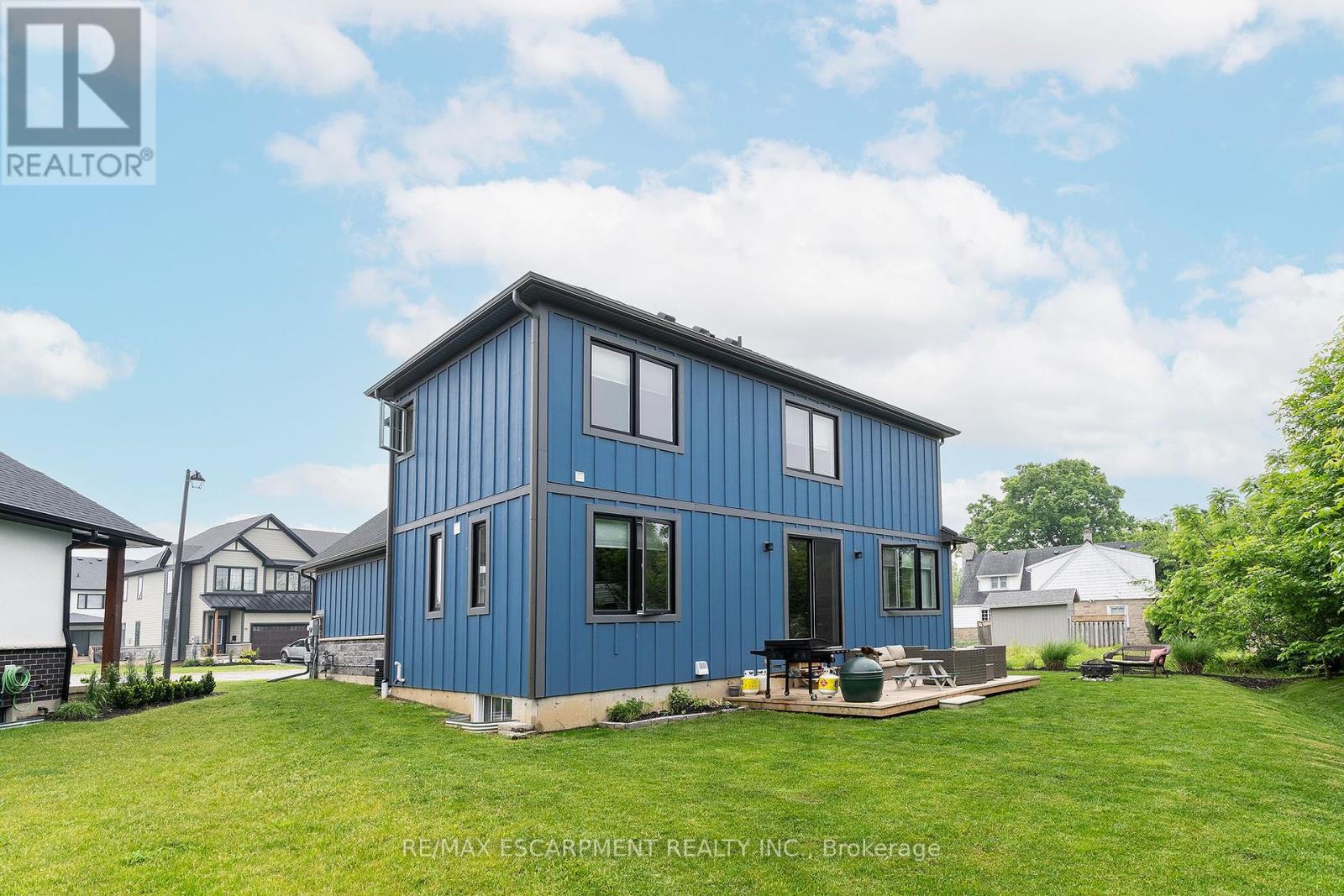 Photo 23 of 92 Ivy Crescent, Thorold ON