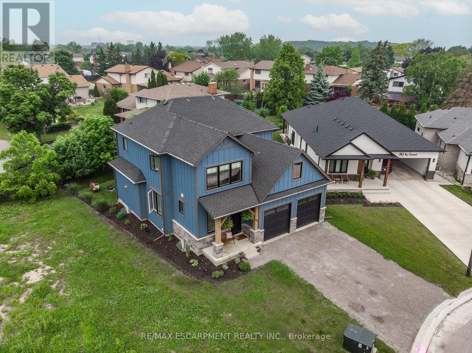 Photo 1 of 92 Ivy Crescent, Thorold ON