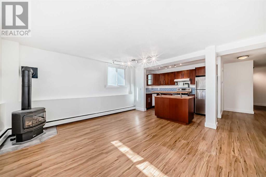 Single Family House for Sale in   A Street SW Bankview Calgary 