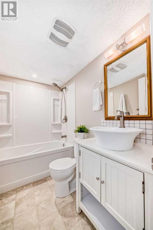 Single Family House for Sale in   A Street SW Bankview Calgary 