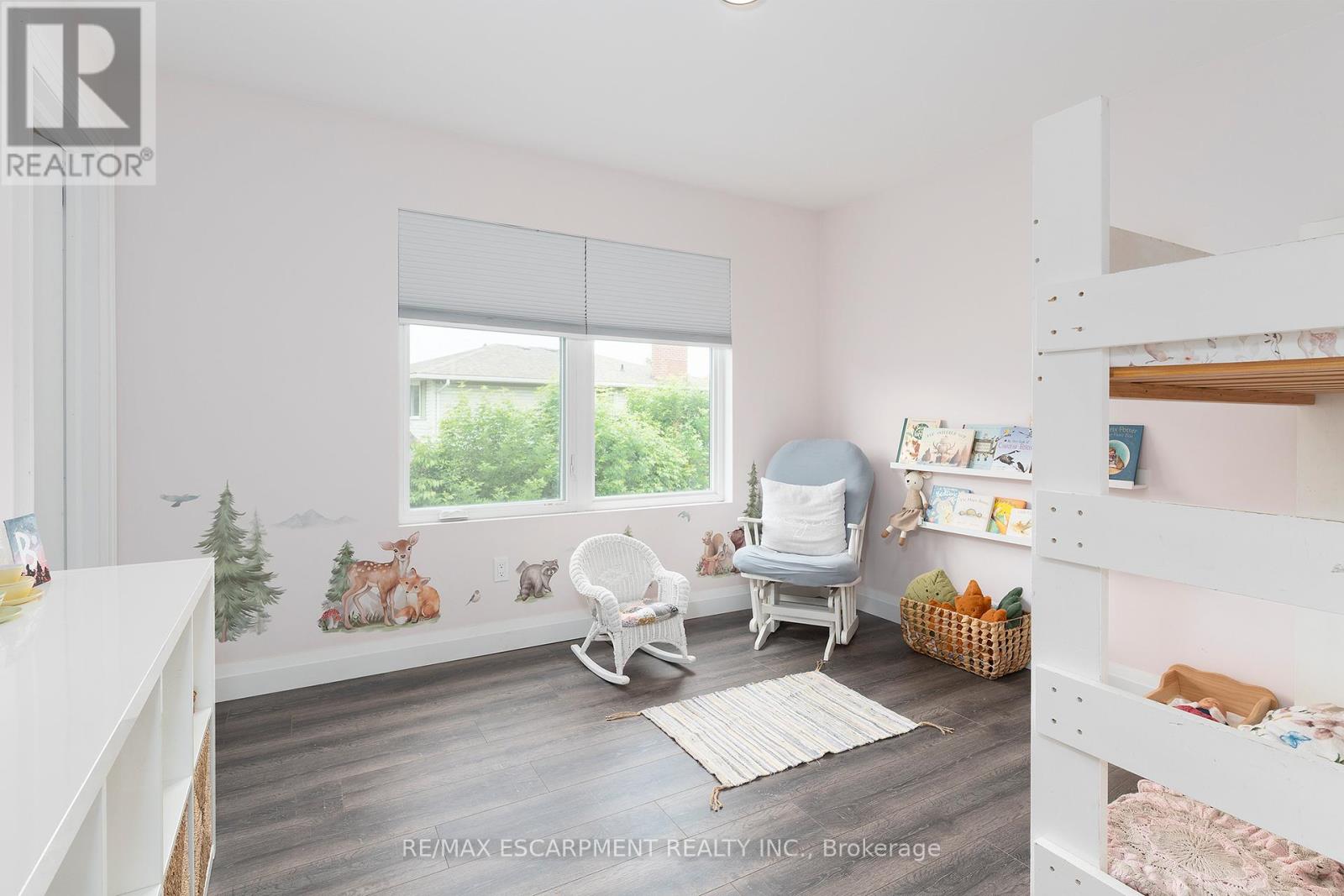 Photo 17 of 92 Ivy Crescent, Thorold ON
