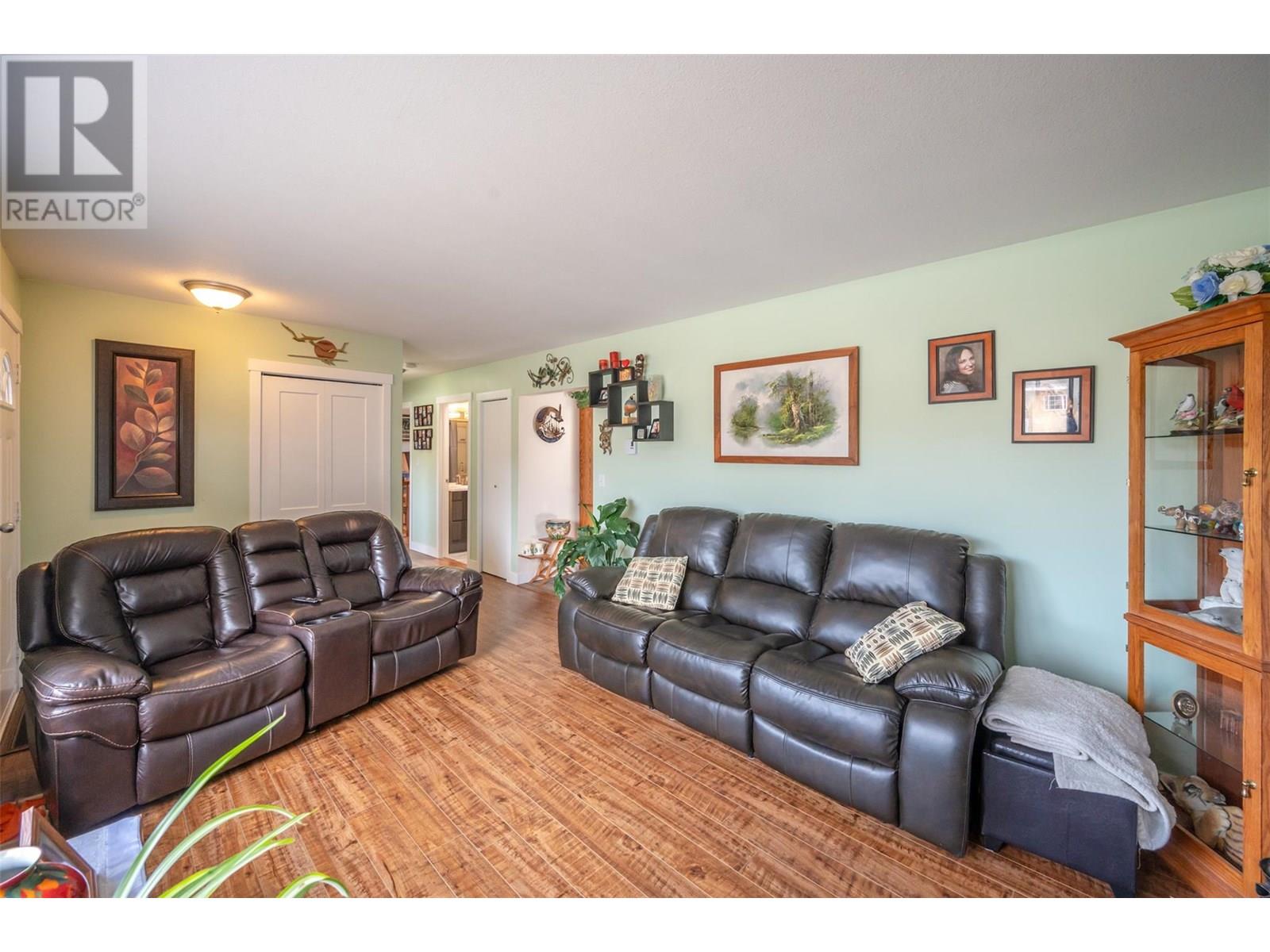 2052 Atkinson Street, Penticton