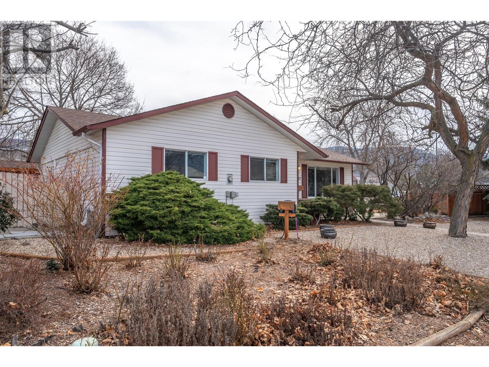 2052 Atkinson Street, Penticton