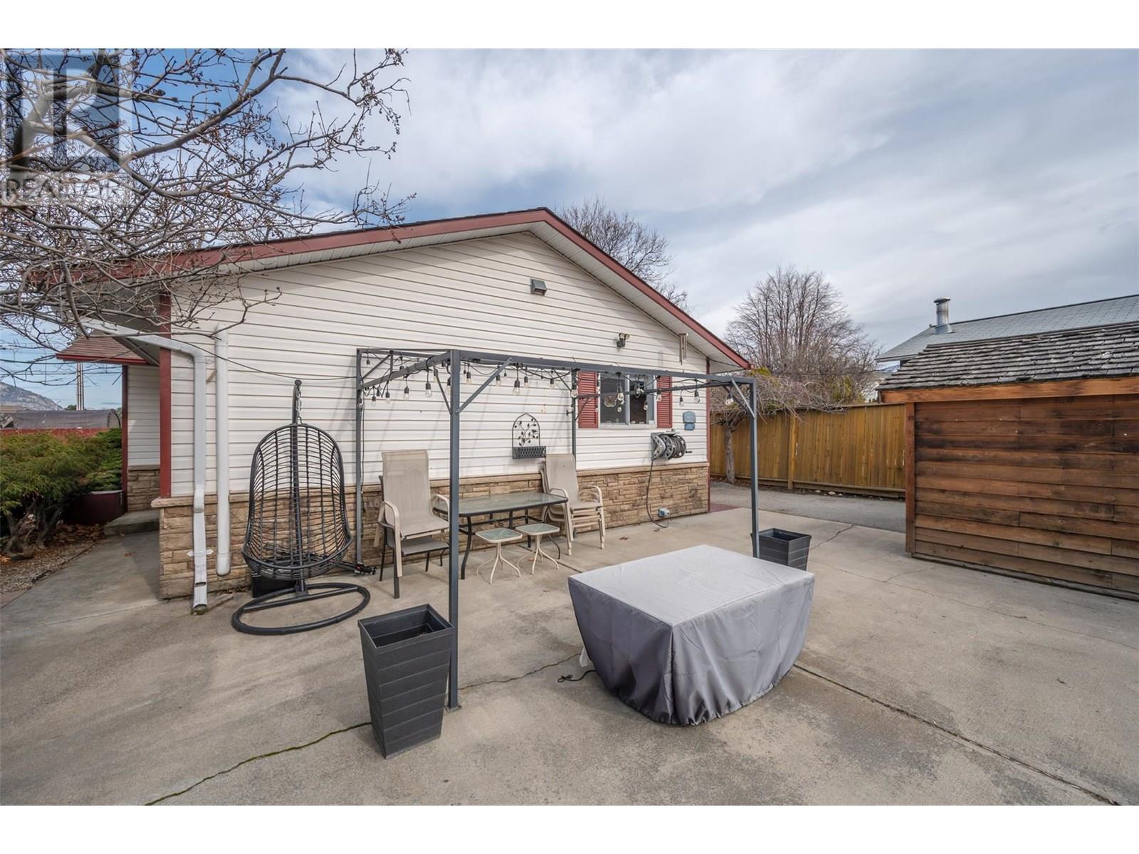 2052 Atkinson Street, Penticton